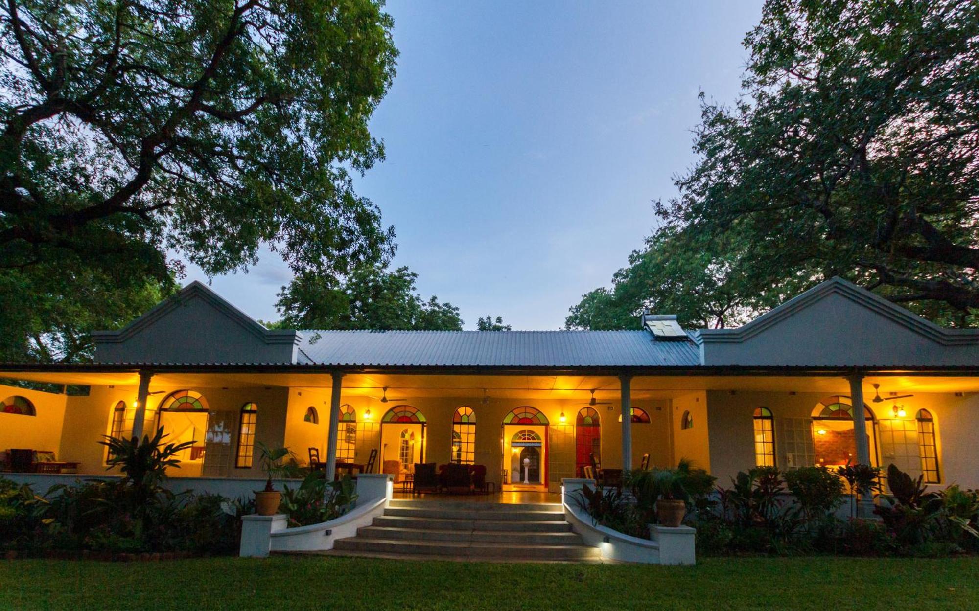 The Courtney Lodge Air Terjun Victoria Bagian luar foto